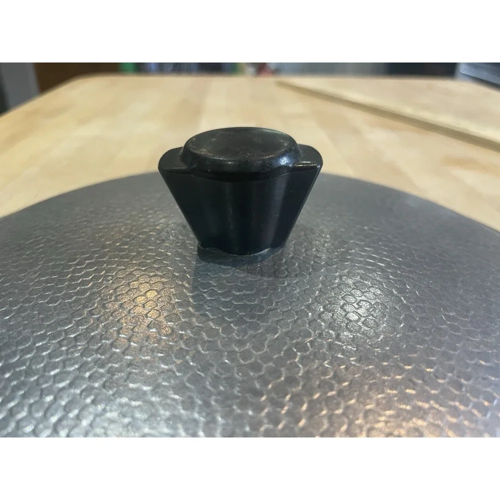 Club Hammered Aluminum 9